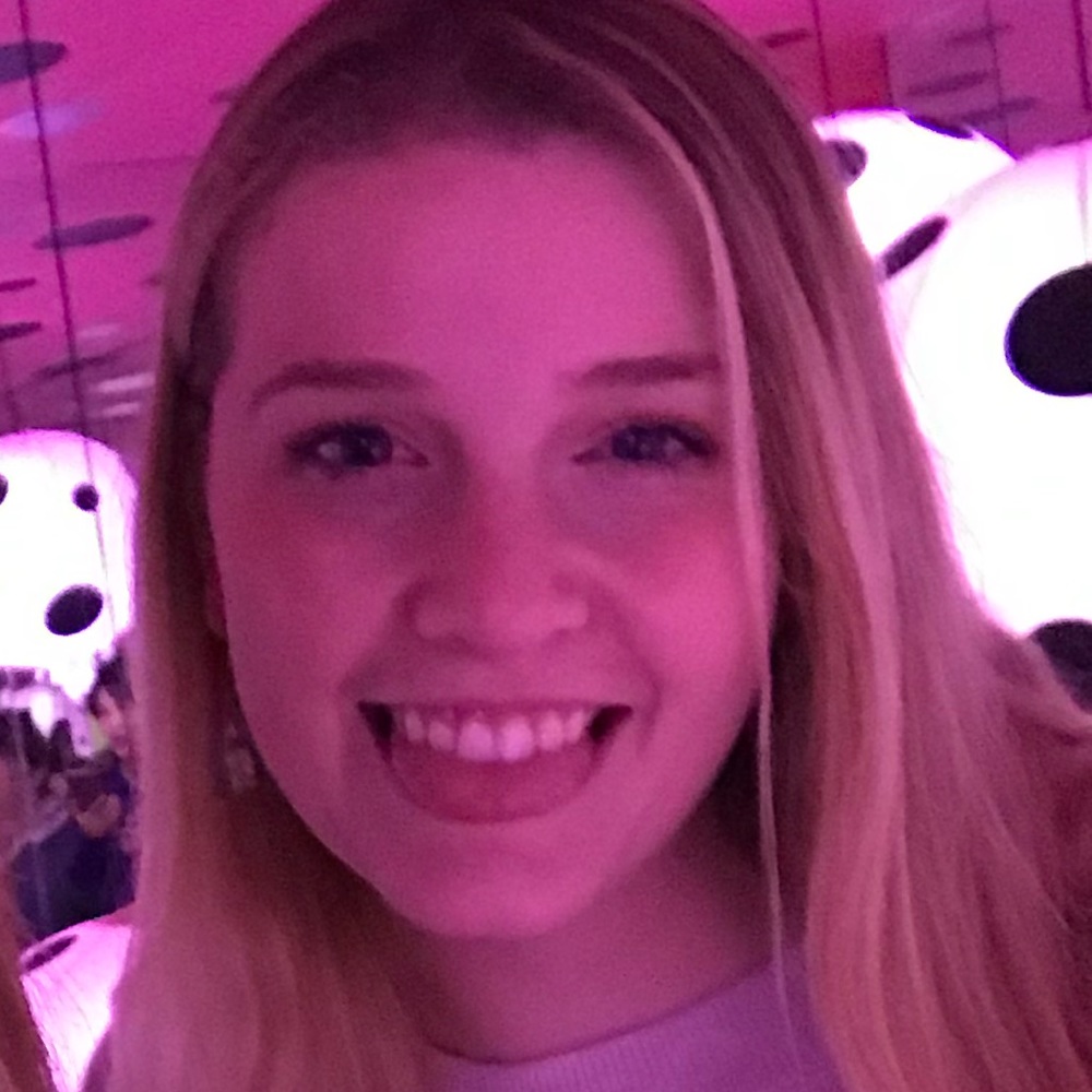 Meet your Posher, Christina